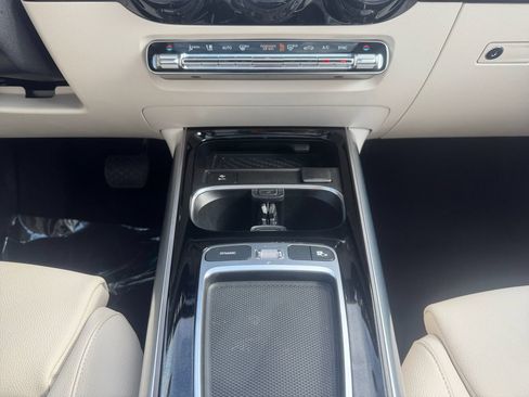 Certified 2025 Mercedes-Benz GLA 250 image 11