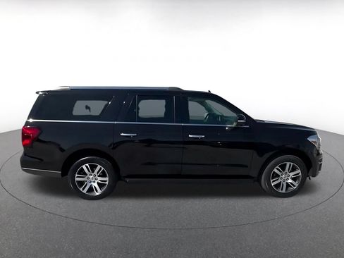 Used 2024 Ford Expedition Max Limited RWD image 16