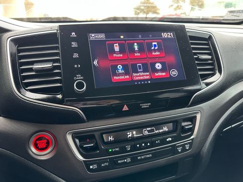 Used 2023 Honda Ridgeline Sport image 13