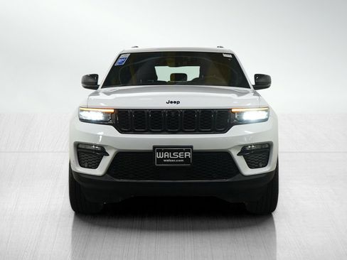 Used 2024 Jeep Grand Cherokee Limited w/ Luxury Tech Group II AWD/4WD image 8