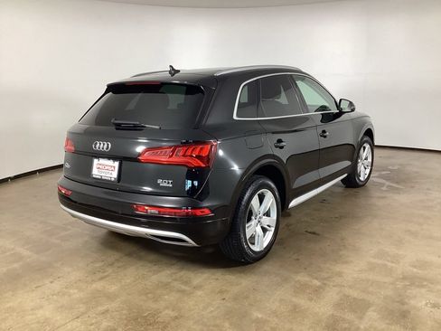 Used 2018 Audi Q5 2.0T Premium Plus w/ Premium Plus Package AWD/4WD image 5