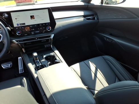 Used 2024 Lexus RX 350 F Sport w/ Convenience Package AWD/4WD image 15