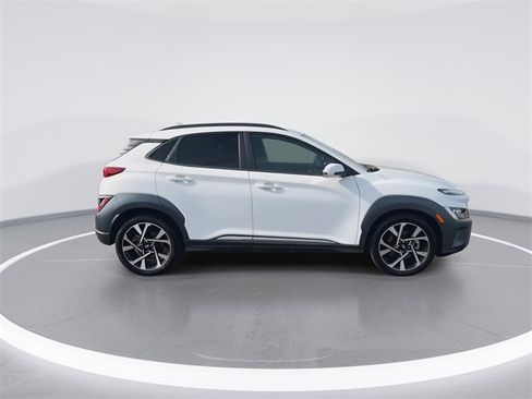 Used 2023 Hyundai Kona Limited image 9