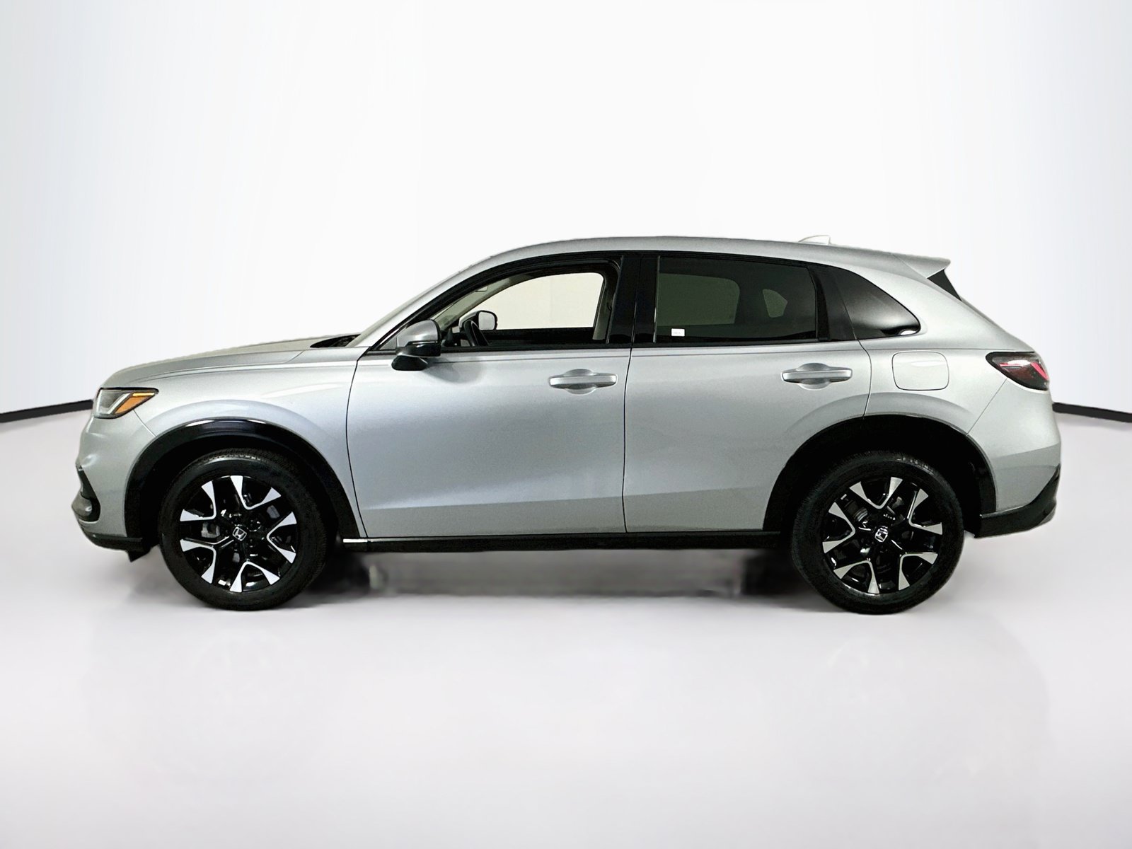 Used 2026 Honda HR-V EX-L image 8