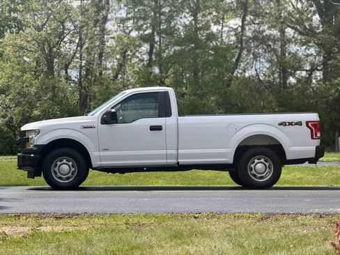 Used 2017 Ford F150 XL w/ Equipment Group 101A Mid AWD/4WD image 3