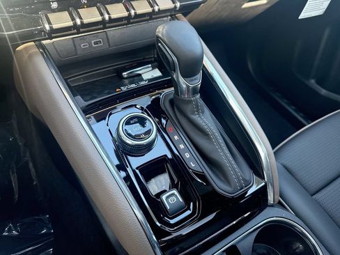New 2026 GMC Canyon Denali AWD/4WD image 16