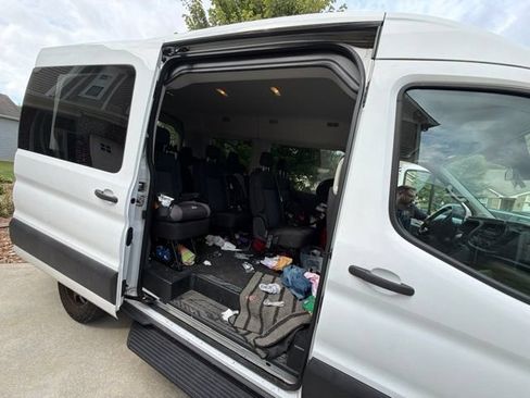 Used 2020 Ford Transit 150 XLT RWD image 13