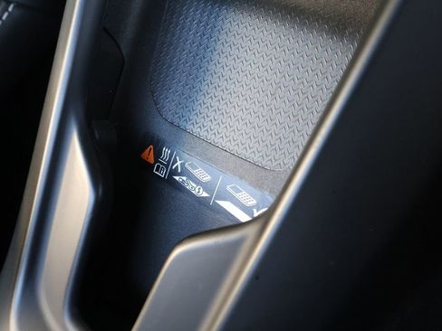 Certified 2022 Chevrolet Corvette Stingray w/ Z51 Performance Package image 43