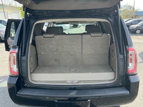 Used 2020 GMC Yukon SLT w/ Open Road Package RWD image 18