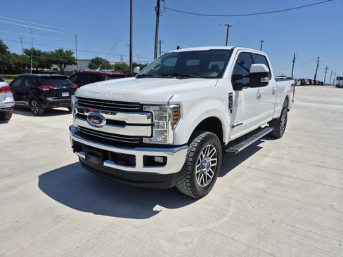 Used 2019 Ford F250 Lariat w/ Lariat Ultimate Package AWD/4WD image 1