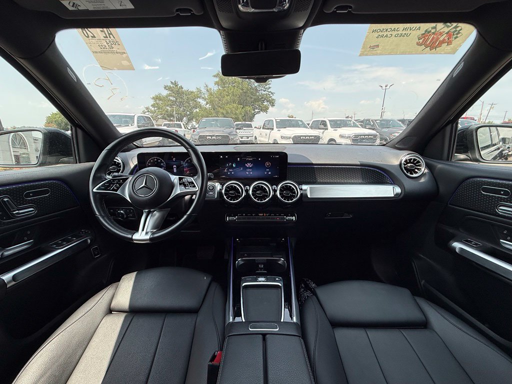Used 2024 Mercedes-Benz GLB 250 image 28