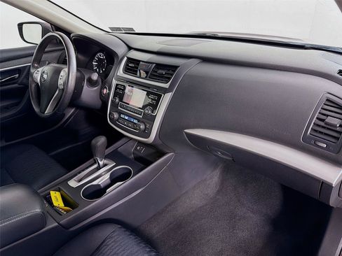 Used 2017 Nissan Altima 2.5 SV FWD image 29