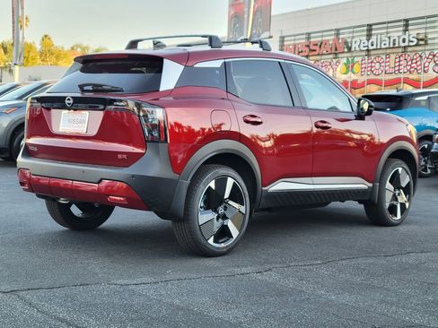 New 2026 Nissan Kicks SR w/ SR Premium Package image 2