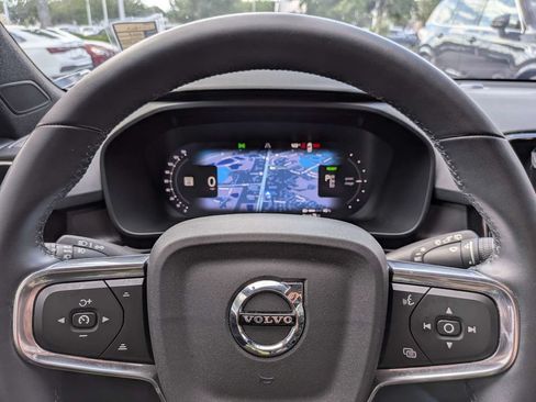Certified 2023 Volvo XC40 Recharge Plus AWD/4WD image 39