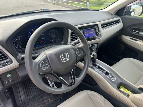 Used 2019 Honda HR-V LX image 20