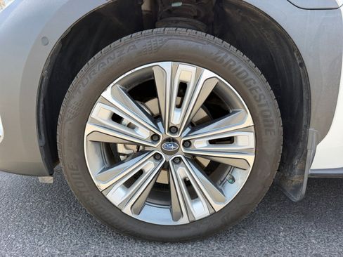 Used 2023 Subaru Solterra AWD image 26
