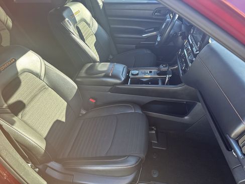 Used 2023 Nissan Pathfinder Rock Creek image 30