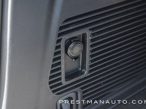 Used 2024 Subaru Ascent Onyx Edition image 16