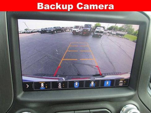 Used 2022 GMC Sierra 2500 Denali w/ Denali Ultimate Package AWD/4WD image 18