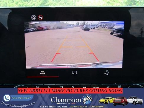 Used 2024 GMC Canyon AT4 w/ AT4 Premium Package AWD/4WD image 16