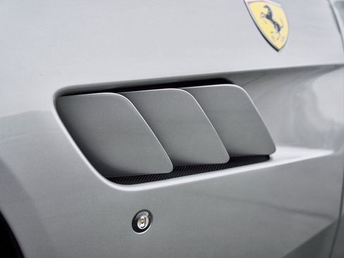 Used 2020 Ferrari GTC4Lusso T RWD image 9