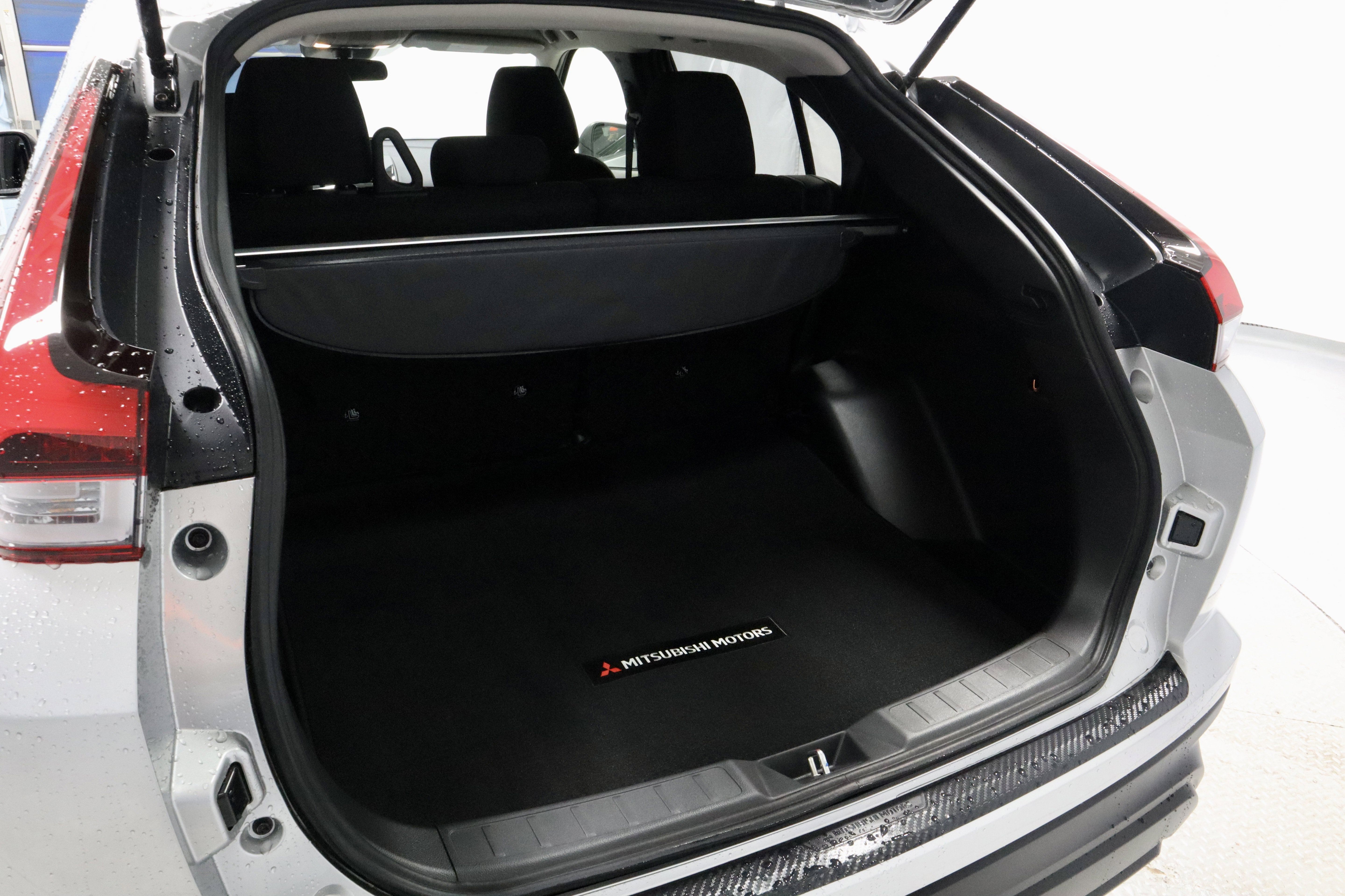 New 2026 Mitsubishi Eclipse Cross LE AWD/4WD image 12