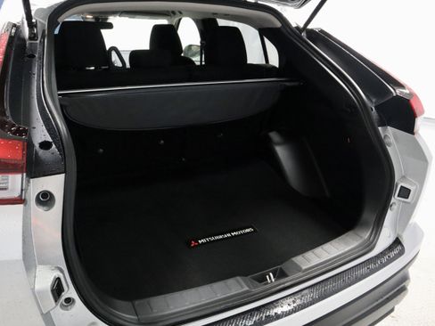 New 2026 Mitsubishi Eclipse Cross LE image 12