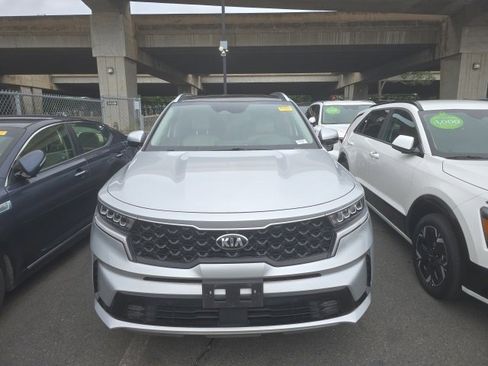 Used 2021 Kia Sorento EX image 1