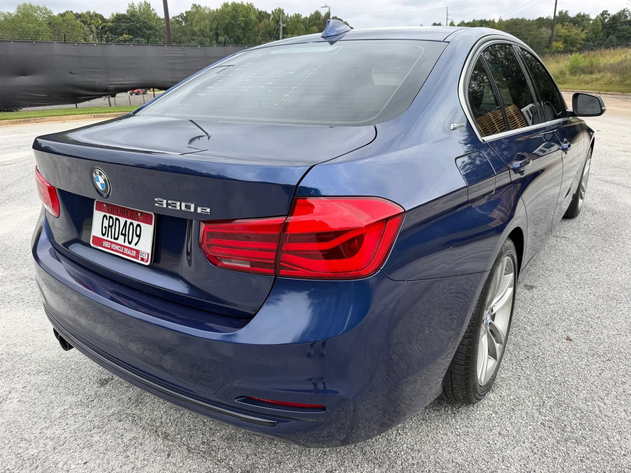 Used 2017 BMW 330e RWD image 5