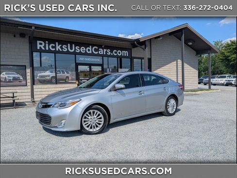 Used 2015 Toyota Avalon XLE Touring FWD image 1