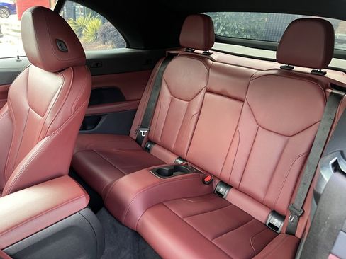 Used 2023 BMW M440i Convertible w/ Premium Package image 27