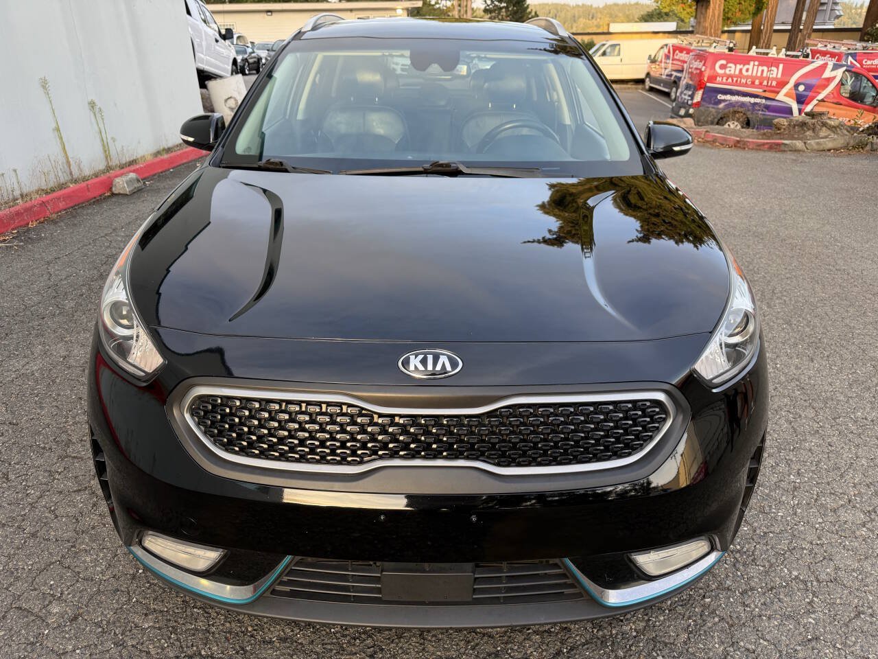 Used 2018 Kia Niro EX FWD image 5