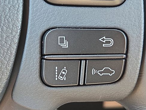 Used 2025 Lexus IS 350 F Sport image 21