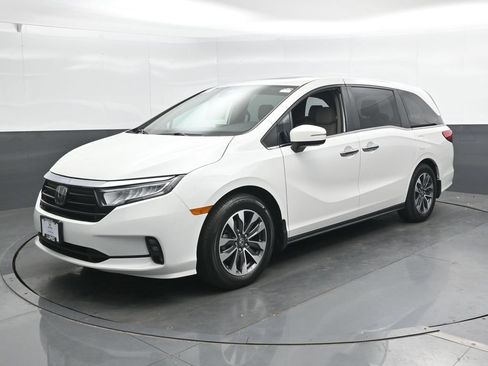 Used 2023 Honda Odyssey EX-L image 6