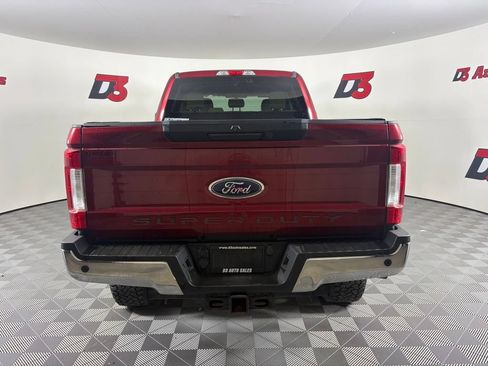 Used 2017 Ford F350 XLT w/ XLT Premium Package AWD/4WD image 5
