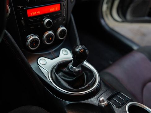 Used 2013 Nissan 370Z NISMO w/ Bose Pkg image 28