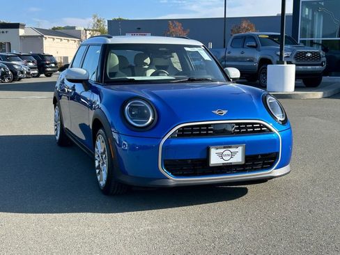 New 2026 MINI Cooper 4-Door Hardtop image 7