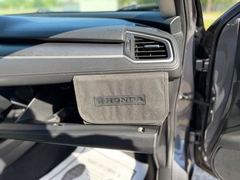 Used 2018 Honda Civic EX image 19