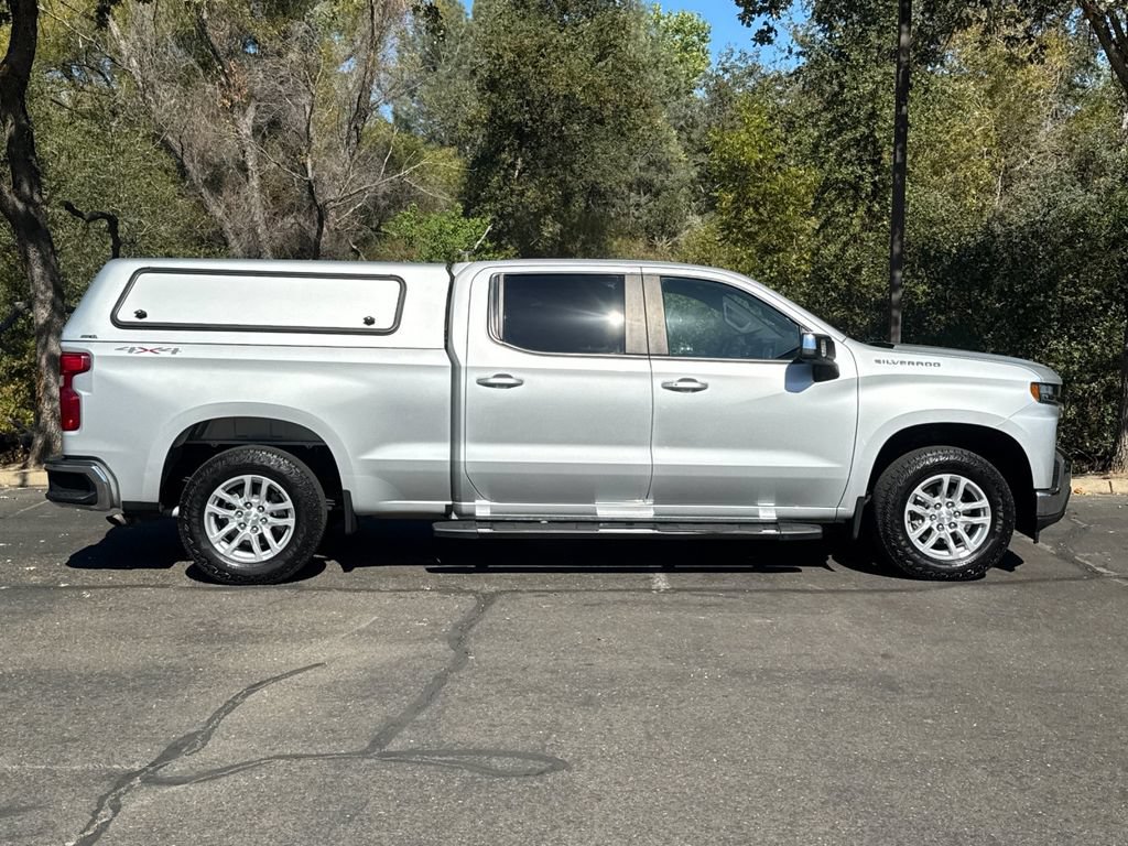 Used 2020 Chevrolet Silverado 1500 LT w/ Convenience Package AWD/4WD image 4