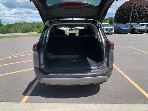 Certified 2023 Nissan Rogue SV AWD/4WD image 24