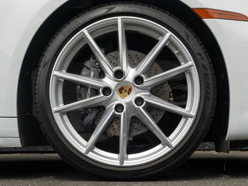 Certified 2022 Porsche 911 Carrera RWD image 15