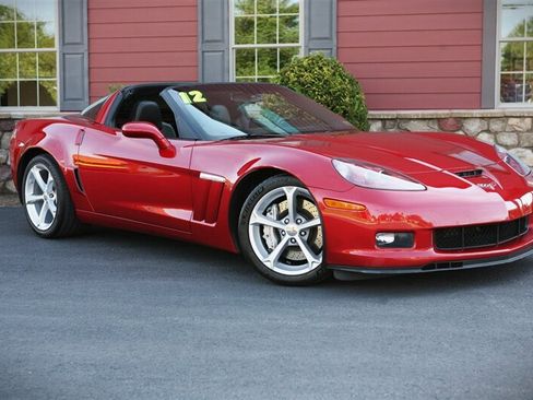 Used 2012 Chevrolet Corvette Grand Sport w/ 2LT Preferred Equipment Group RWD image 10