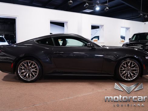 Used 2024 Ford Mustang Premium RWD image 8