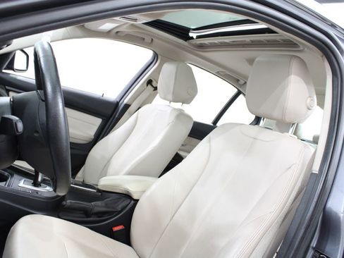 Used 2015 BMW 328i xDrive Sedan AWD/4WD image 16