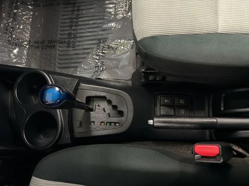 Used 2015 Toyota Prius C Two FWD image 13