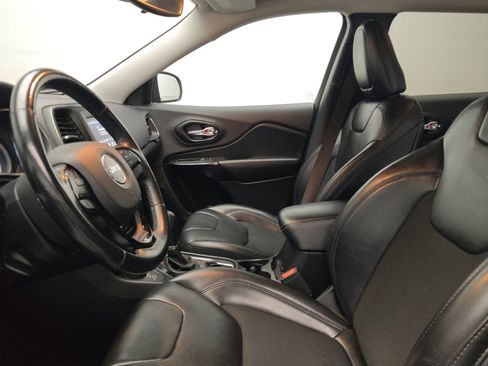 Used 2021 Jeep Cherokee Altitude image 17