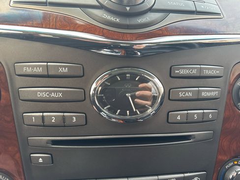 Used 2015 INFINITI QX80 4WD w/ Deluxe Technology Package image 27