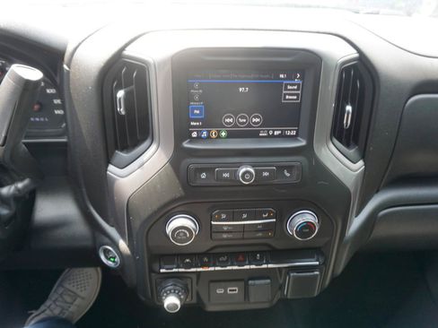 Used 2022 Chevrolet Silverado 1500 Custom AWD/4WD image 21