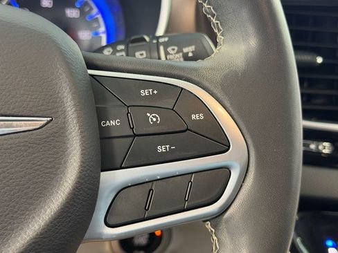 Used 2023 Chrysler Voyager LX FWD image 19