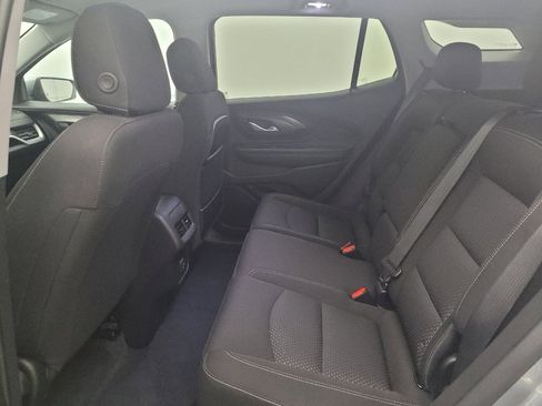 Used 2024 GMC Terrain SLE FWD image 18